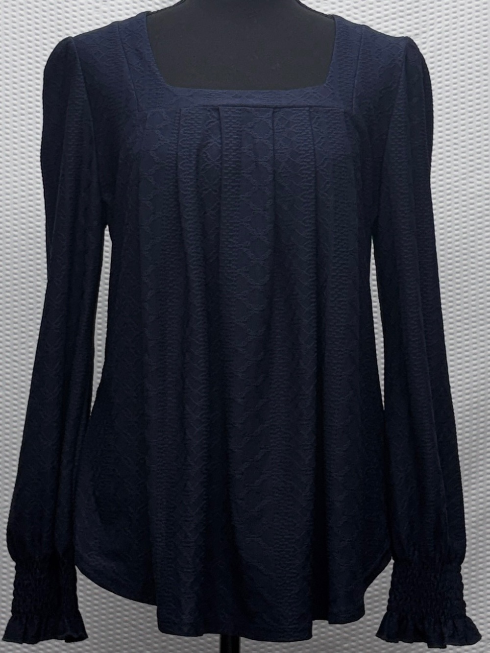 Mansy Textured Tunic Blouse Womens Small Navy Pleated Textured Top NWT
